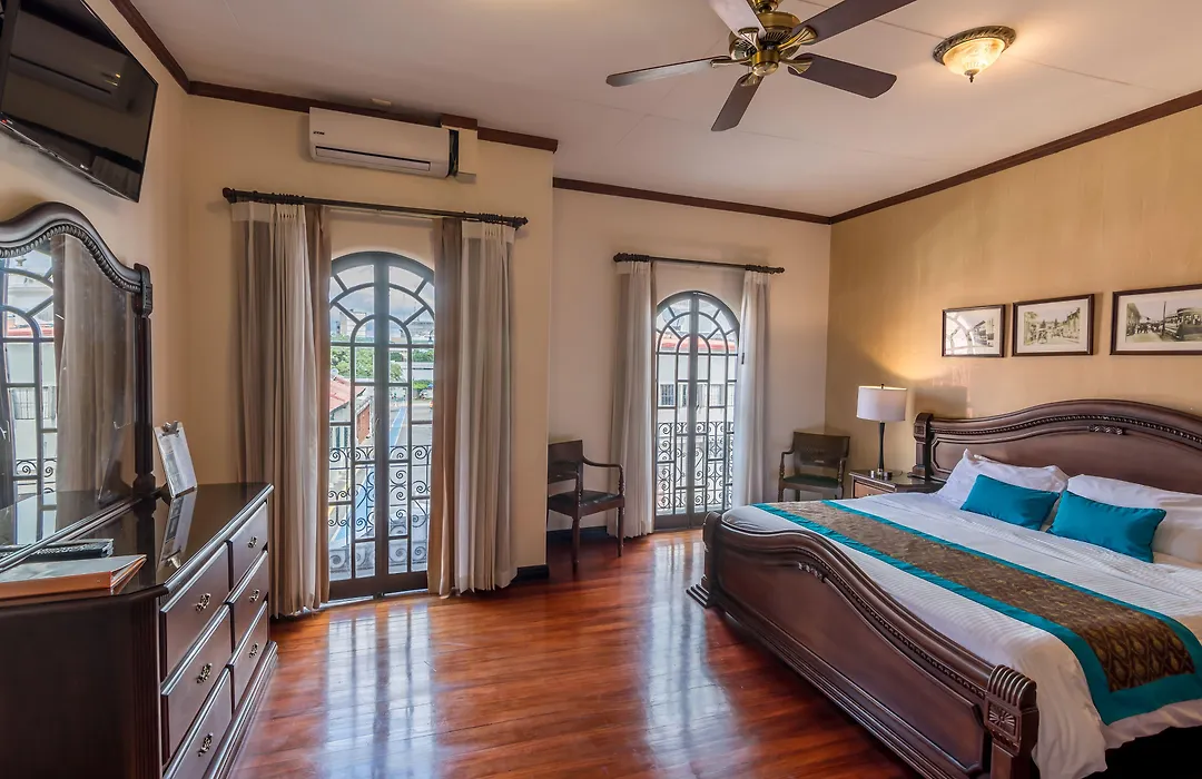 Hotel Colonial-1