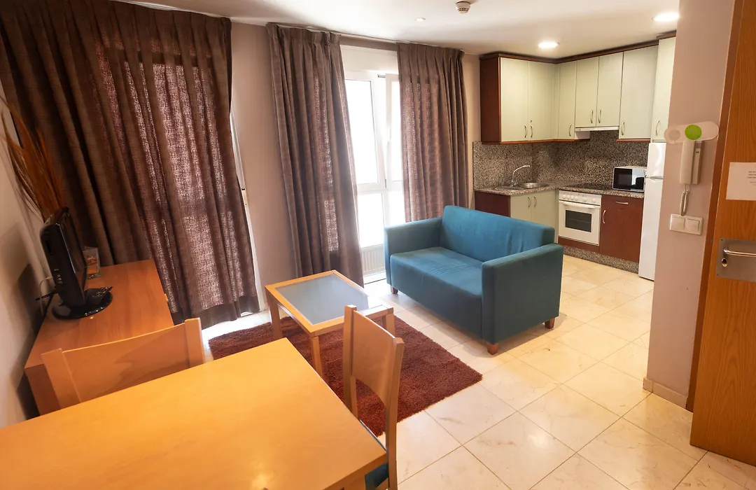 Hotel Apartamentos Ciudad de Lugo-1