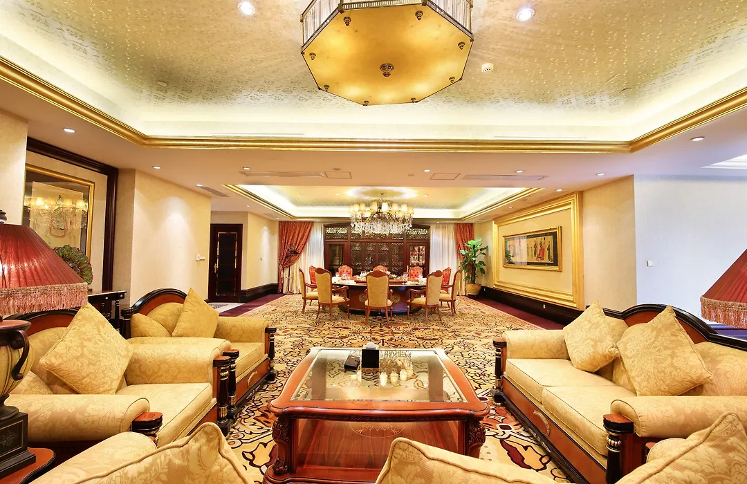 Royal Mediterranean Hotel-1