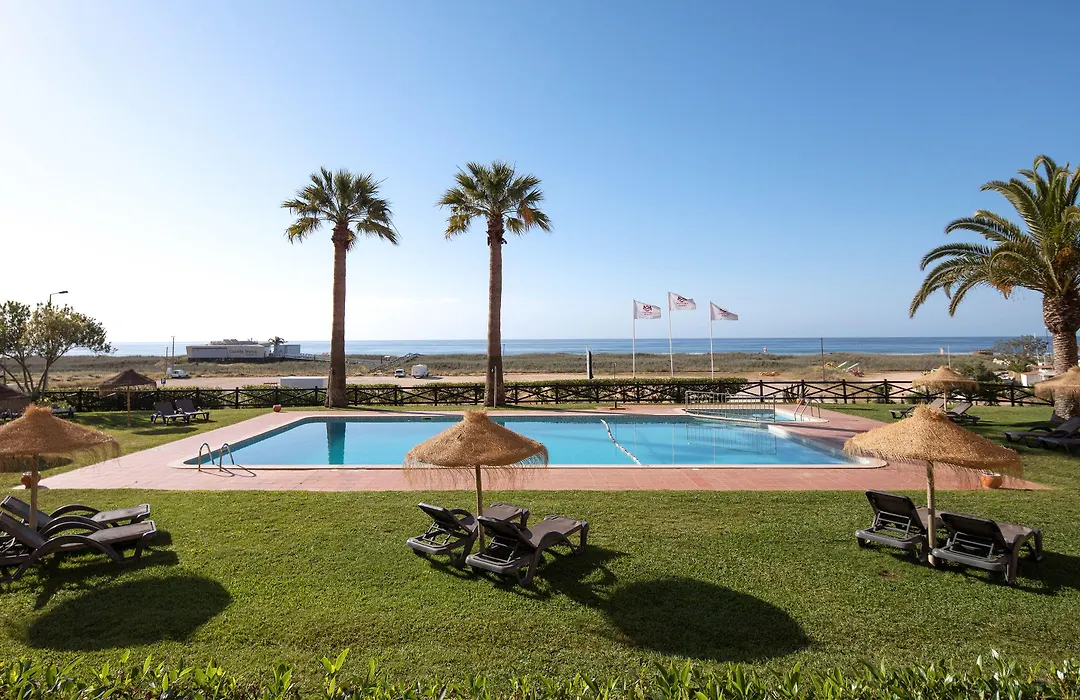 Meia Praia Lagos - Beach Club Apartments-1
