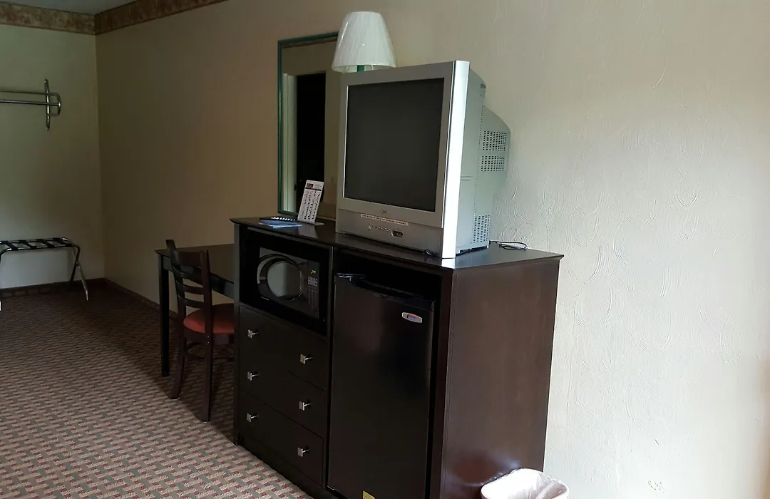 Budget Host Inn Charleston-1
