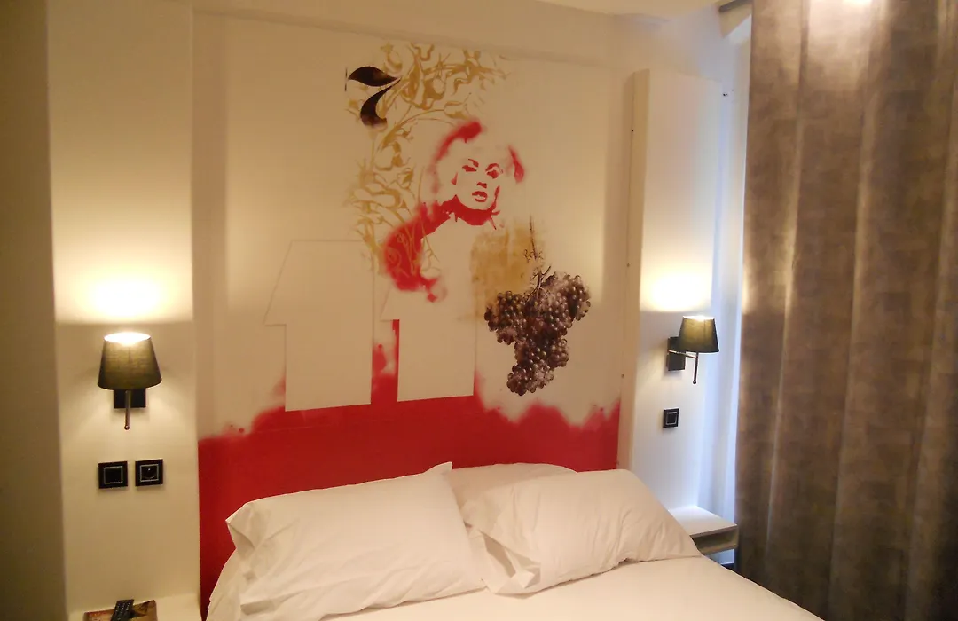 Hotel Des Arts-Bastille-1