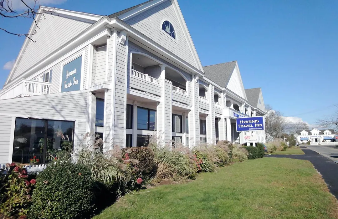 Hyannis Travel Inn-1