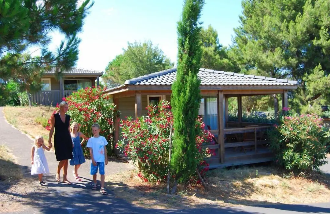 Lagrange Vacances Les Pescalunes-1