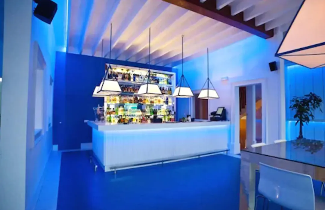 Hostal Hpc Porto Colom-1