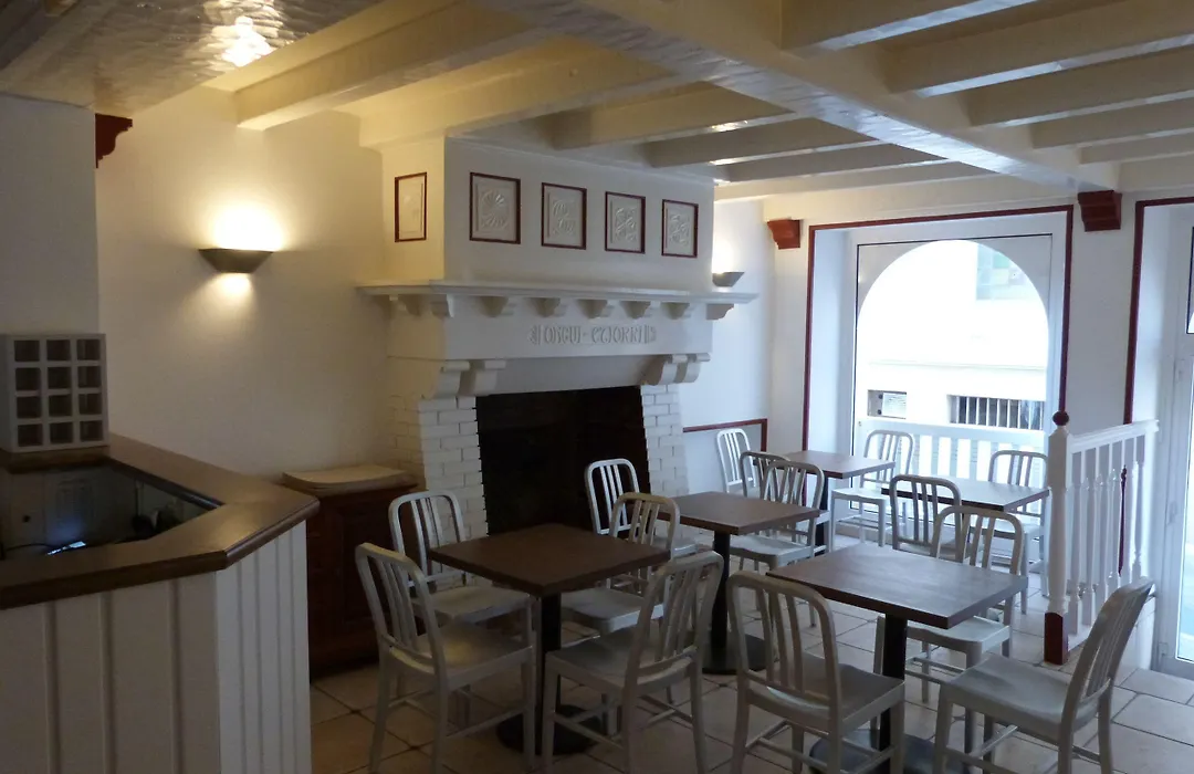 Le Petit Hôtel-1