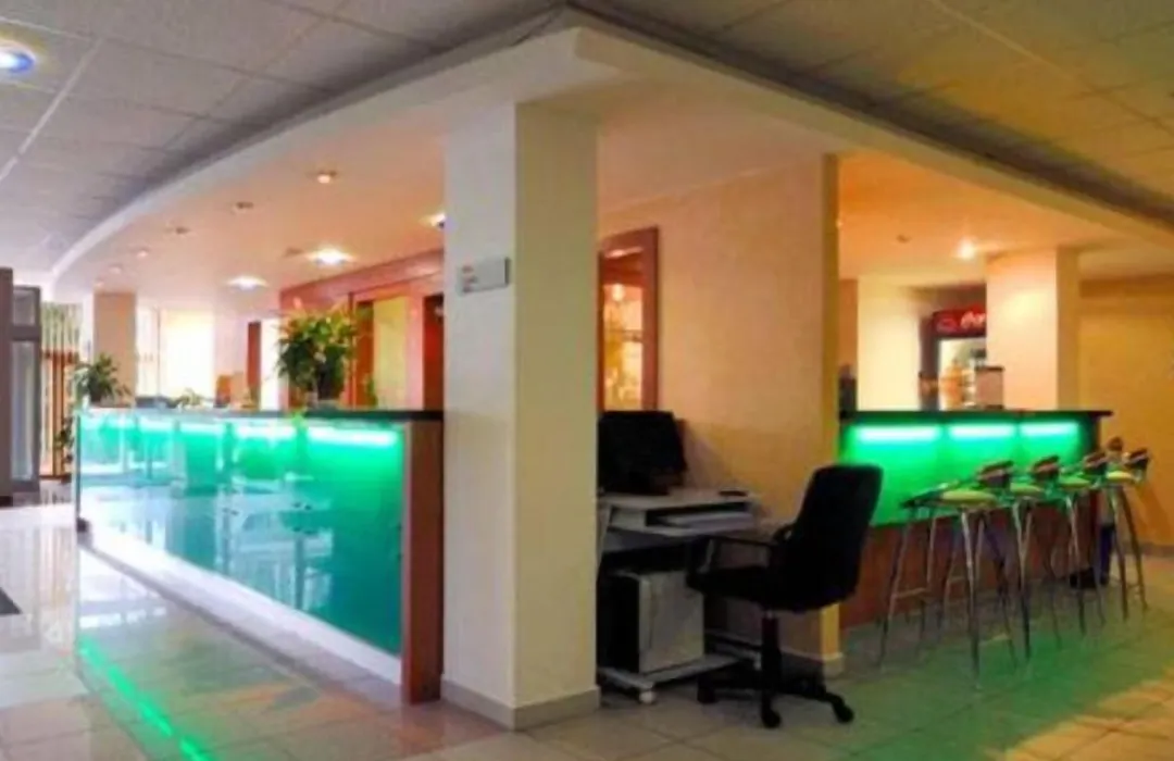 Hotel Meritum-1