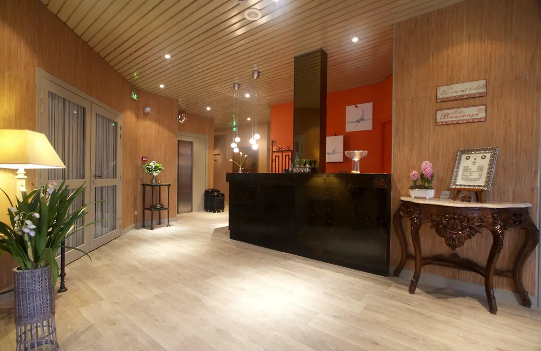Hotel Sully-1