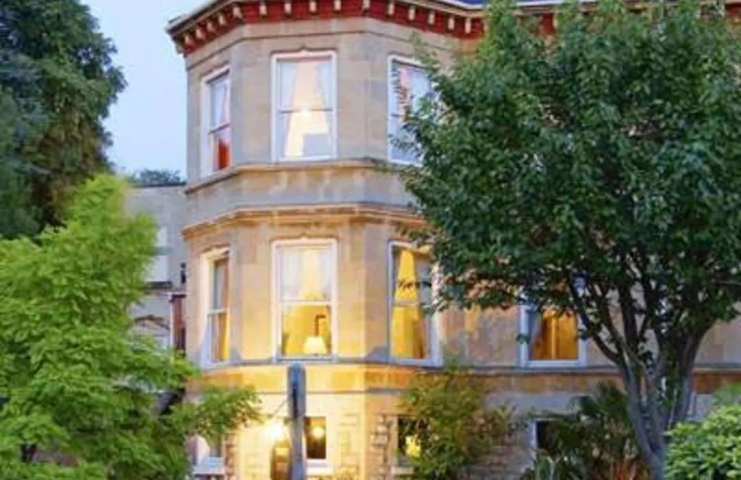 Dorian House Boutique B&B - Free Parking!-1