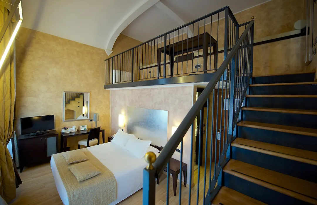 Best Western Crystal Palace Hotel-1