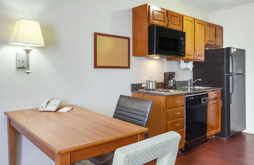 Candlewood Suites Virginia Beach Town Center By Ihg-1