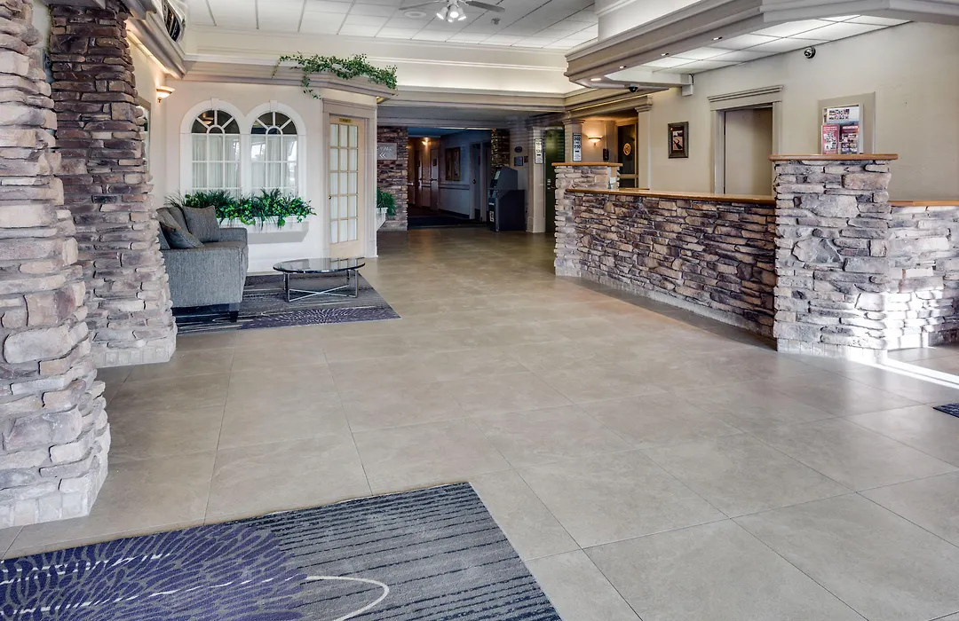 Heritage Inn Hotel & Convention Centre - High River-1