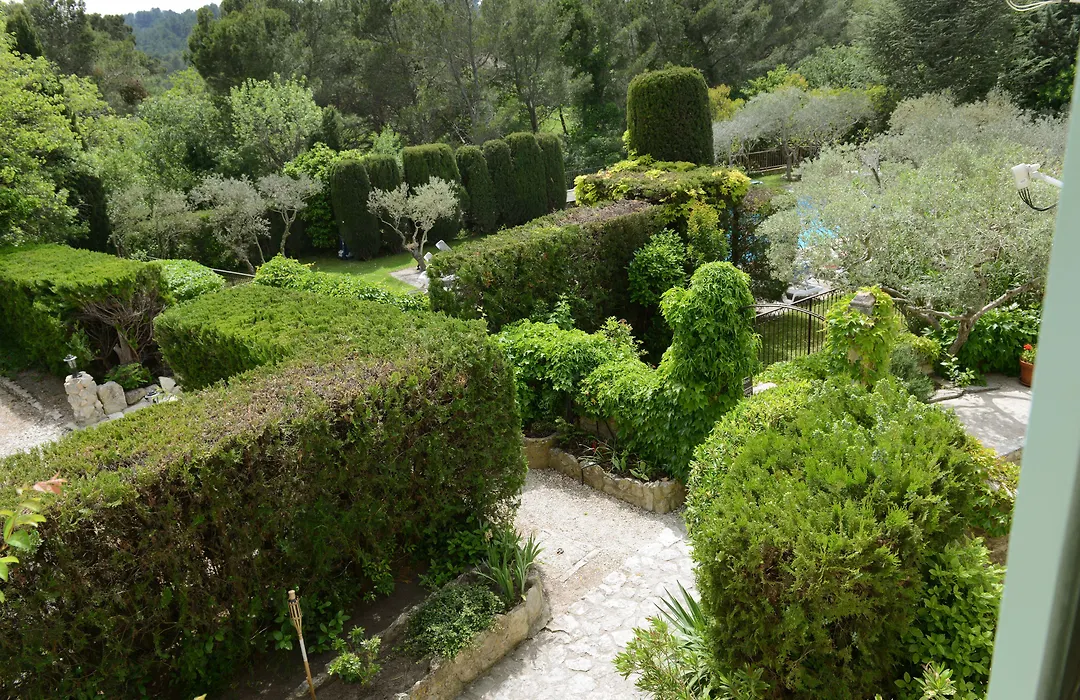 Hôtel Villa Glanum et Spa-1