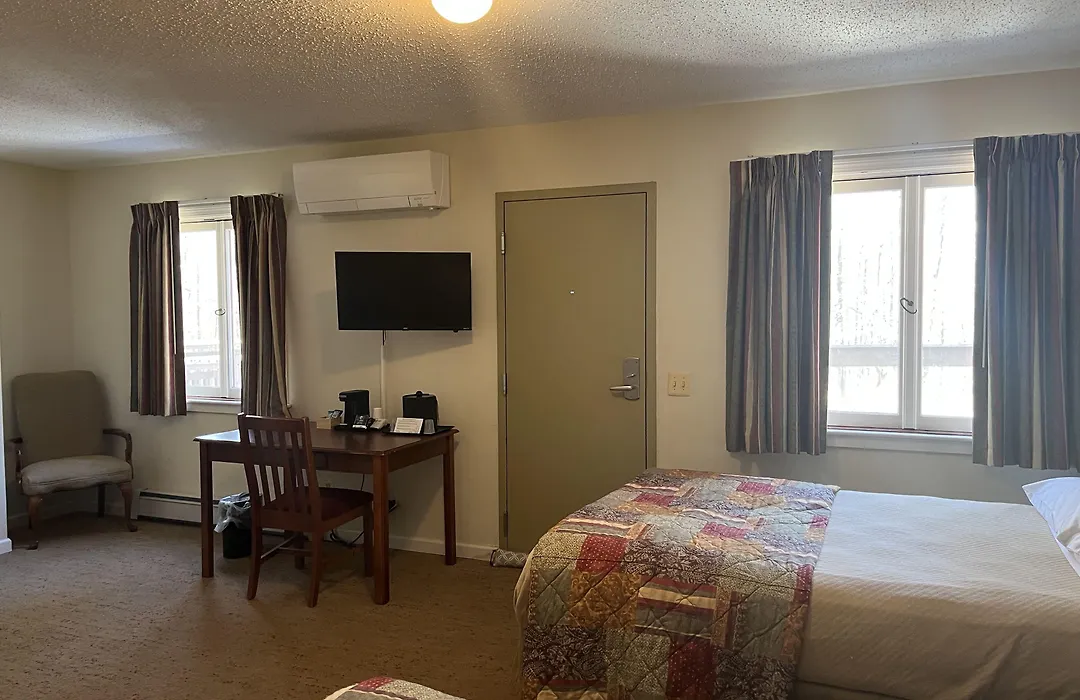 The Upper Pass Lodge-1