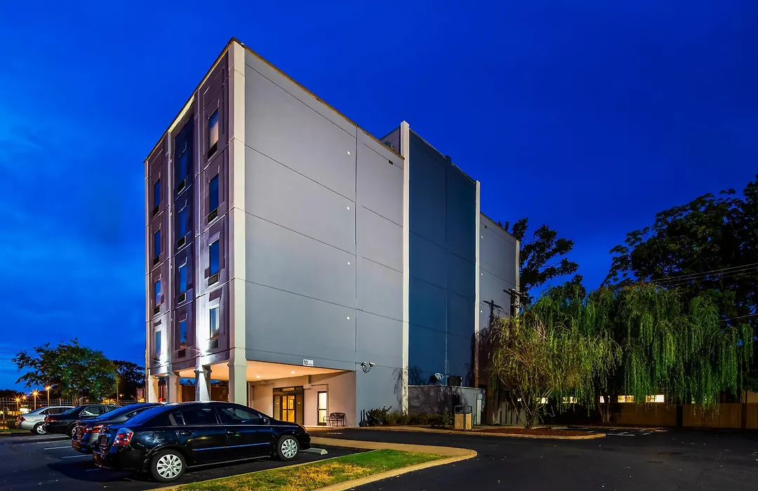 Best Western Gen X Inn-1