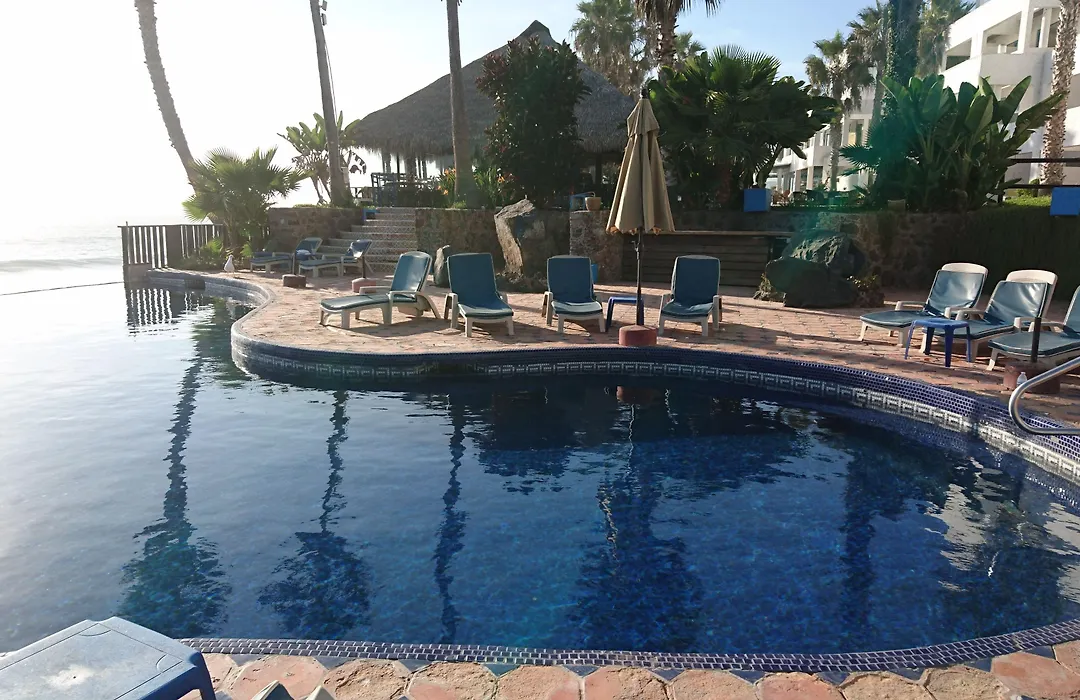 Las Rocas Resort & Spa-1