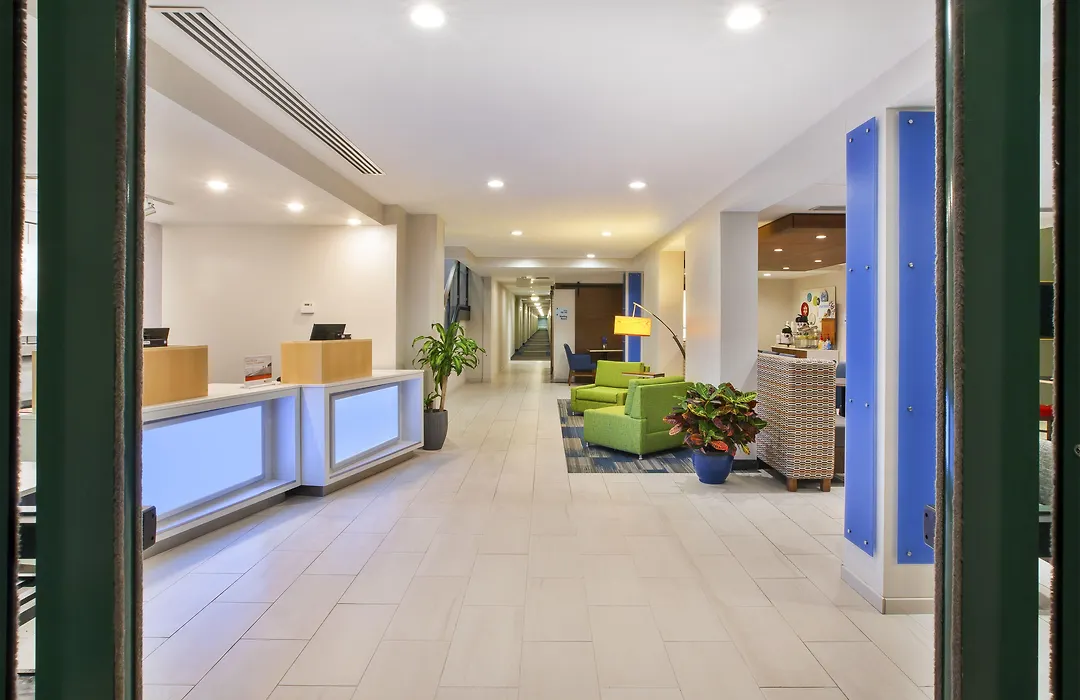 Holiday Inn Express Rochester-Victor By Ihg-1