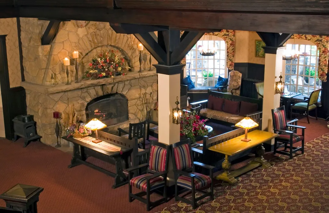 Historic Summit Inn-1
