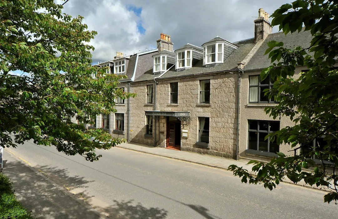 Balmoral Arms-1