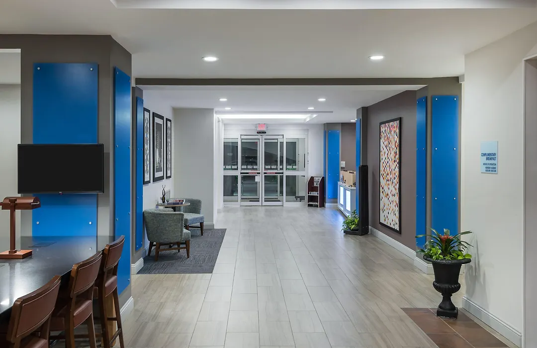 Holiday Inn Express & Suites Florence I-95 & I-20 Civic Ctr By Ihg-1