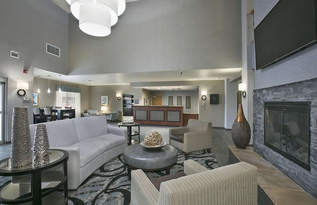 Best Western Plus Blaine At The National Sports Center-1
