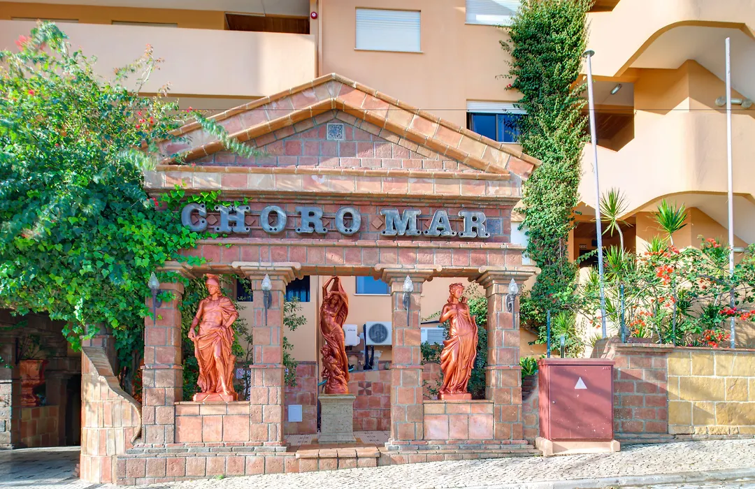 Choromar Apartments-1