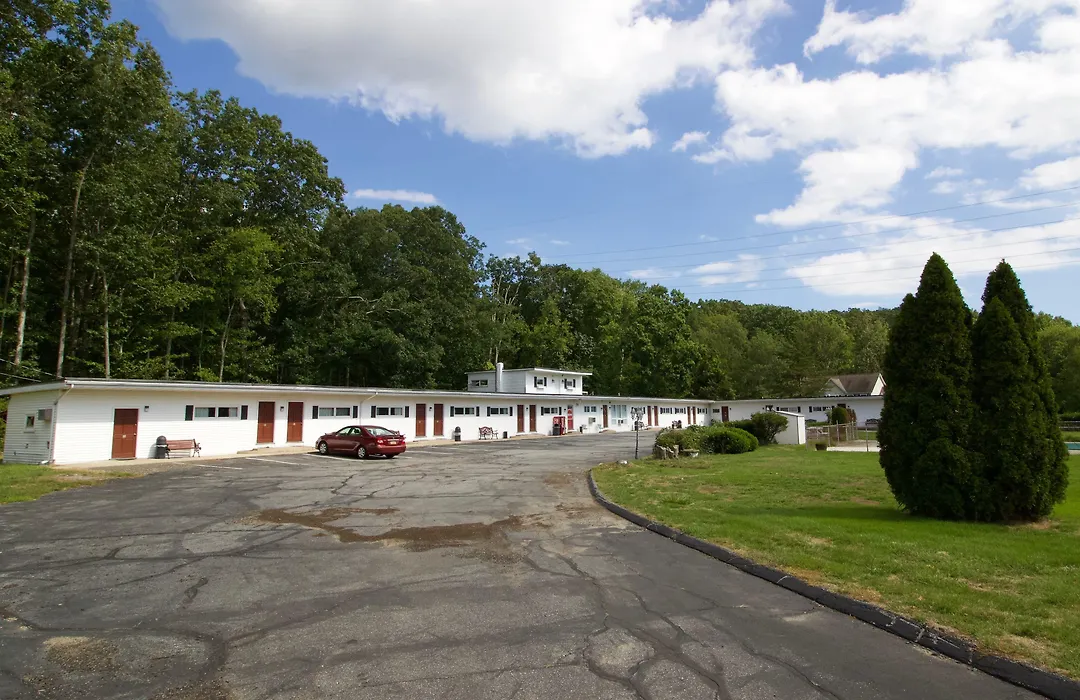 Oakdell Motel Waterford Ct-1