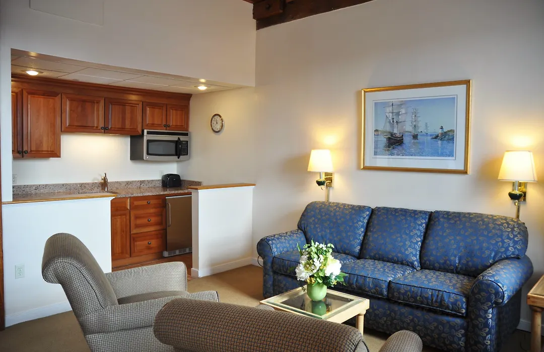 Newport Bay Club And Hotel-1