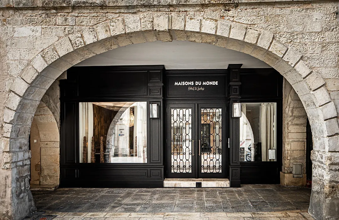 Maisons Du Monde Hotel & Suites - La Rochelle Vieux Port-1
