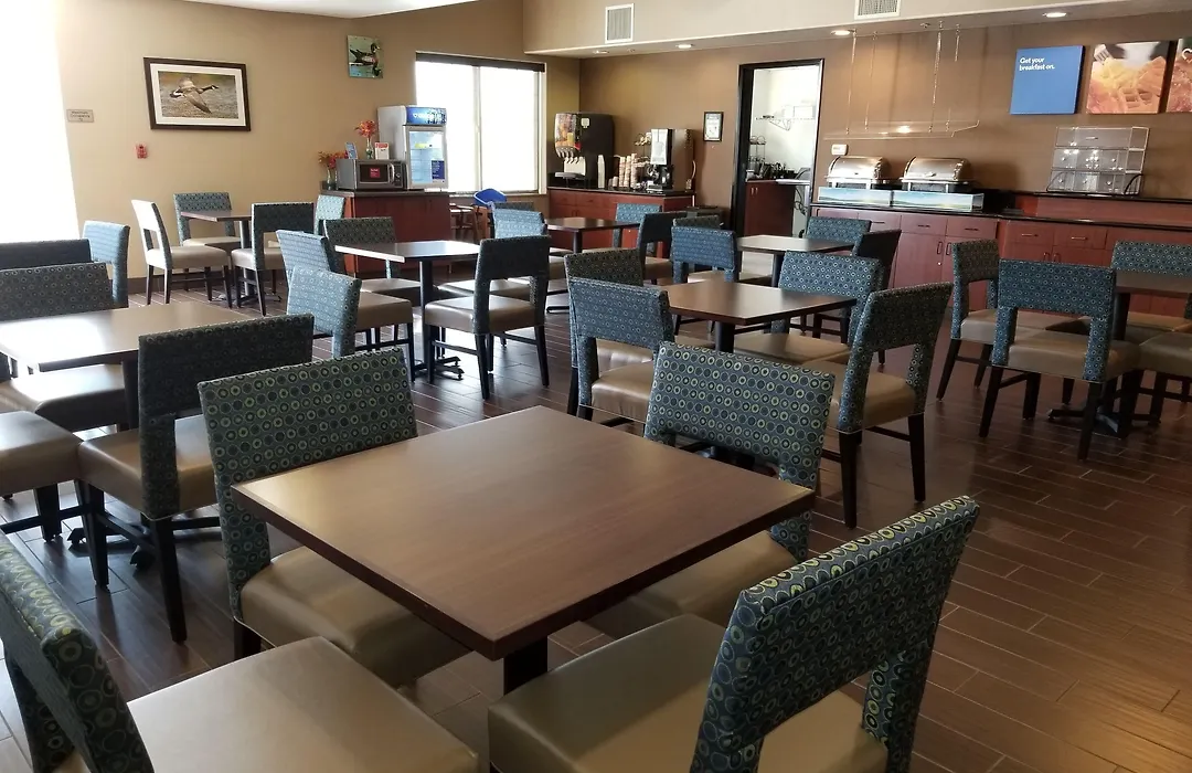 Comfort Inn & Suites Galt - Lodi North-1