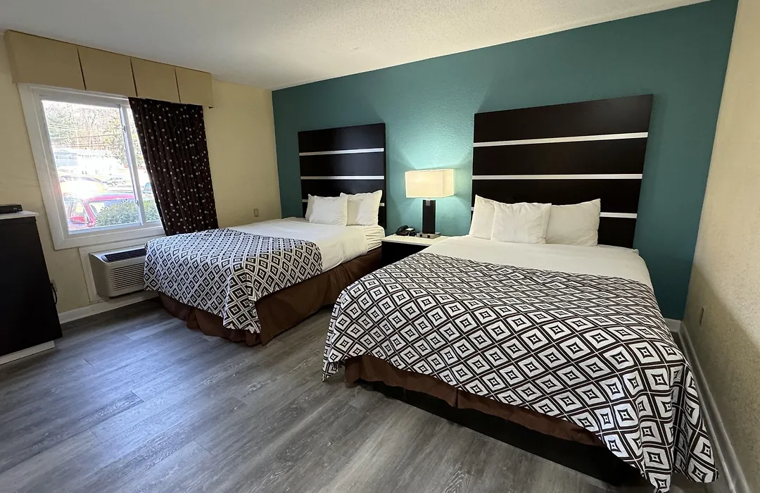 Americas Best Value Inn New London Mystic-1