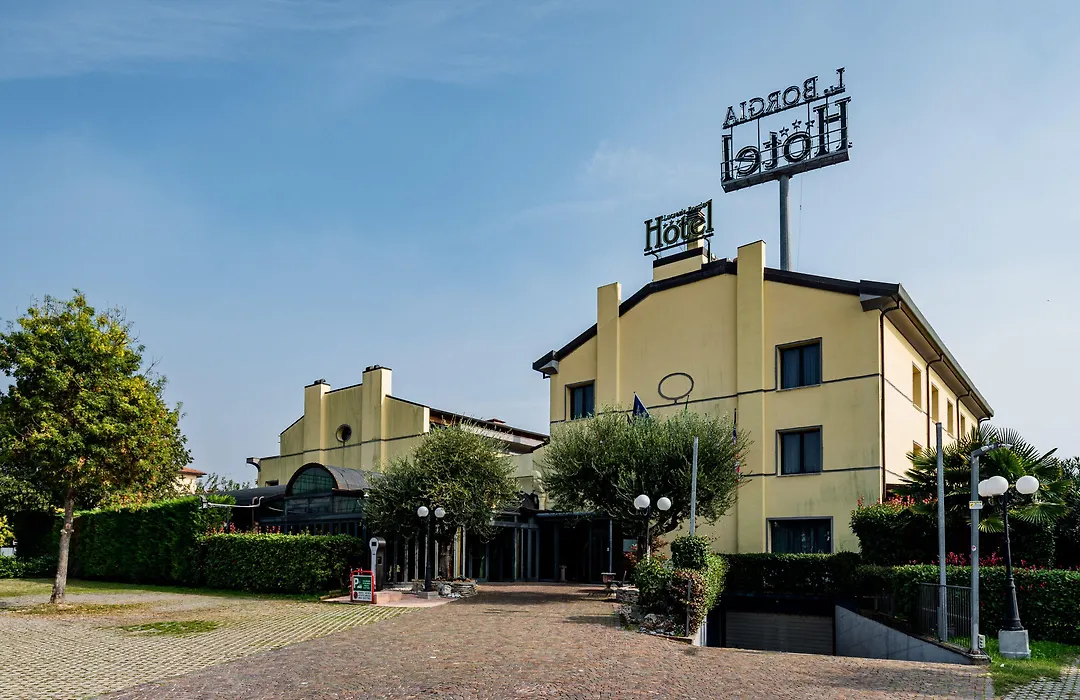 Hotel Lucrezia Borgia-1