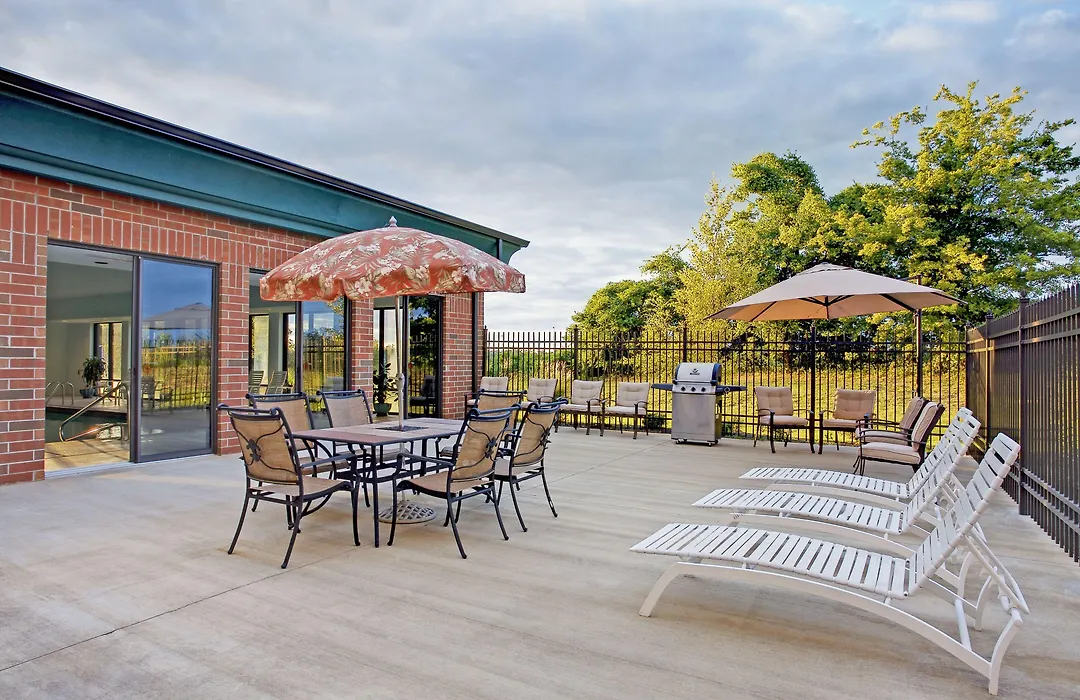 Holiday Inn Express & Suites Dyersburg By Ihg-1