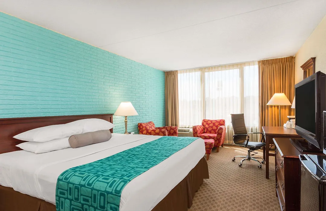 Howard Johnson By Wyndham Williamsburg-1