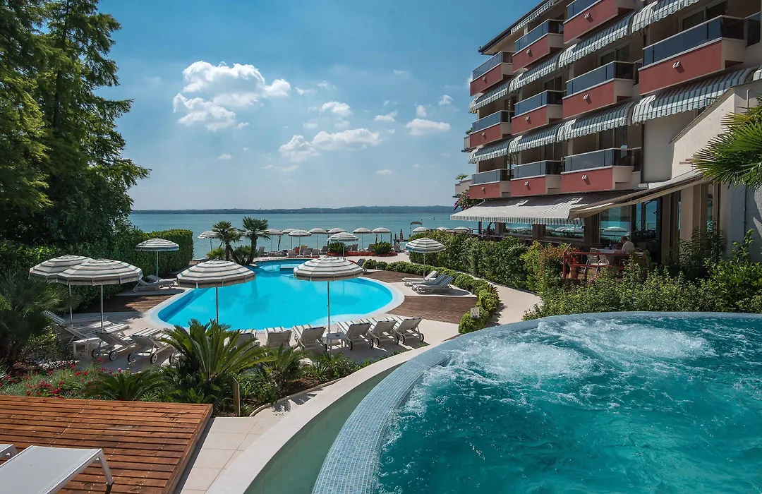 Hotel Continental Wellness & Spa-1