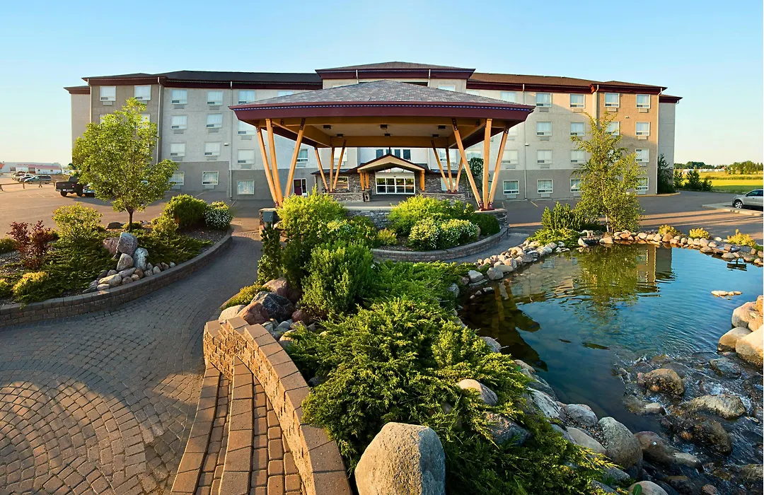 Gold Eagle Lodge-1