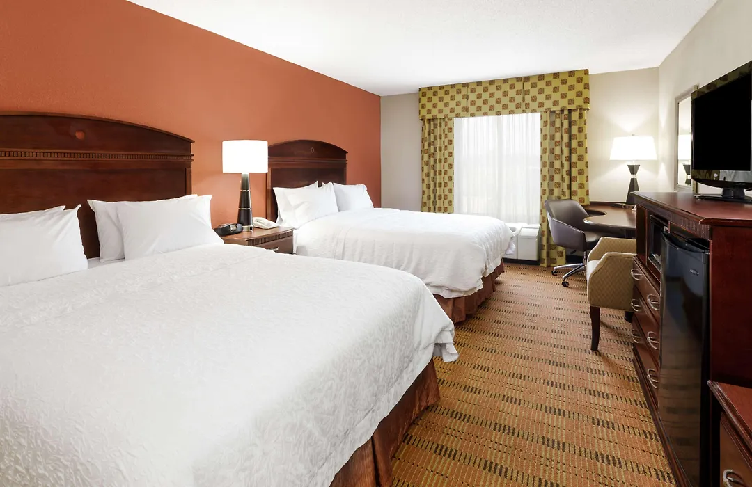 Hampton Inn Moss Point-1