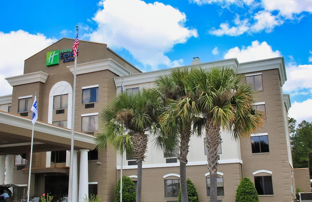 Holiday Inn Express By Ihg-1