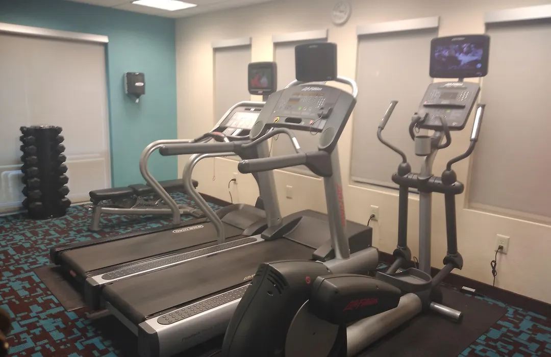 Fairfield Inn & Suites Greensboro Wendover-1
