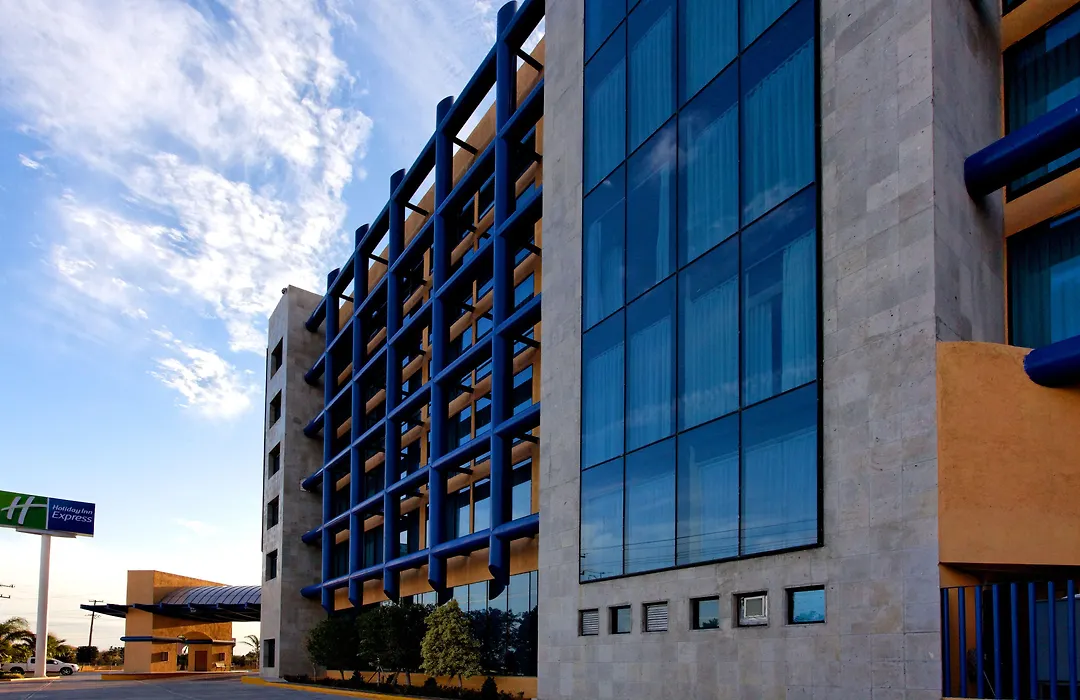 Holiday Inn Express Nuevo Laredo By Ihg-1