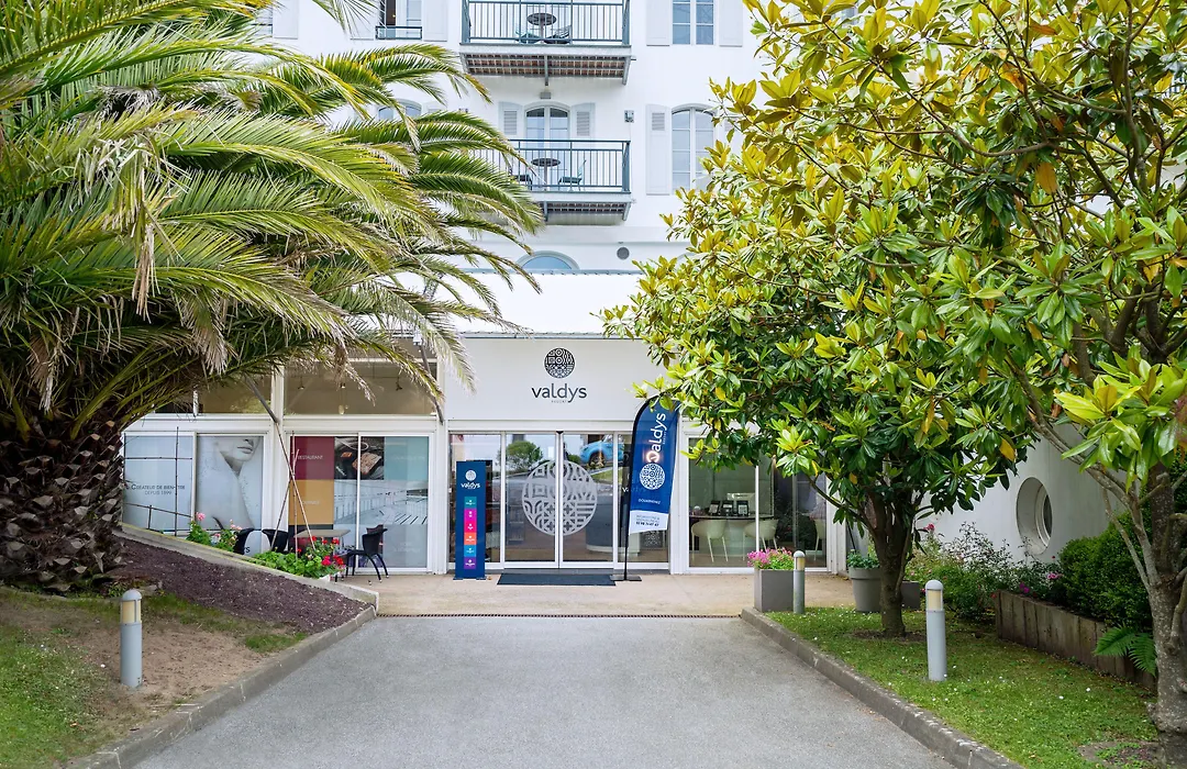 Hotel L'Escale Marine Valdys Resort & Spa-1