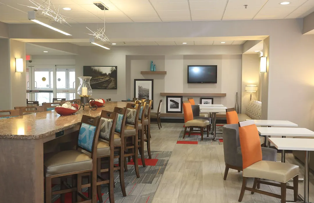 Hampton Inn Owego-1