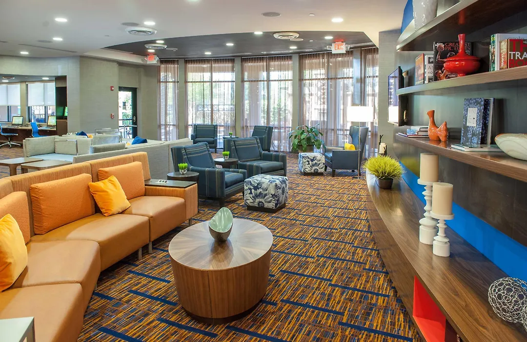 Courtyard By Marriott Pensacola Downtown-1