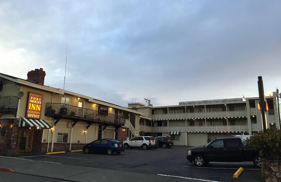 Port Angeles Inn-1