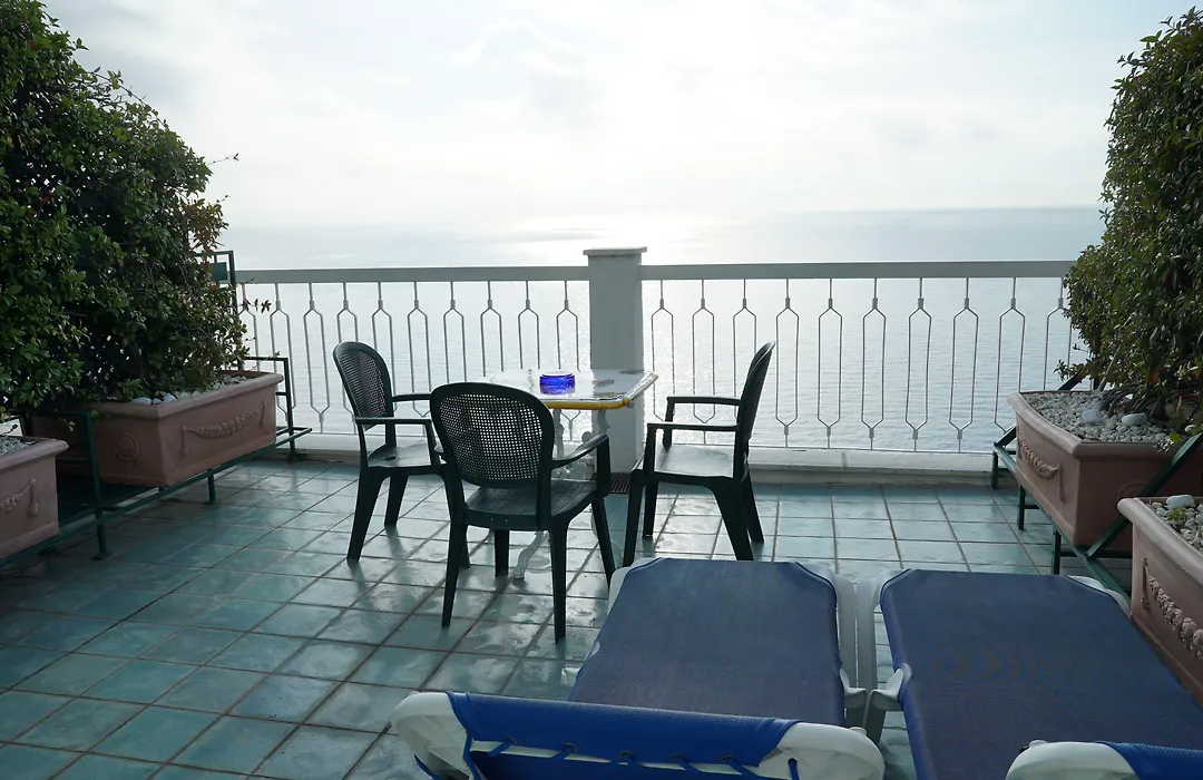 Hotel Bellevue Suite-1