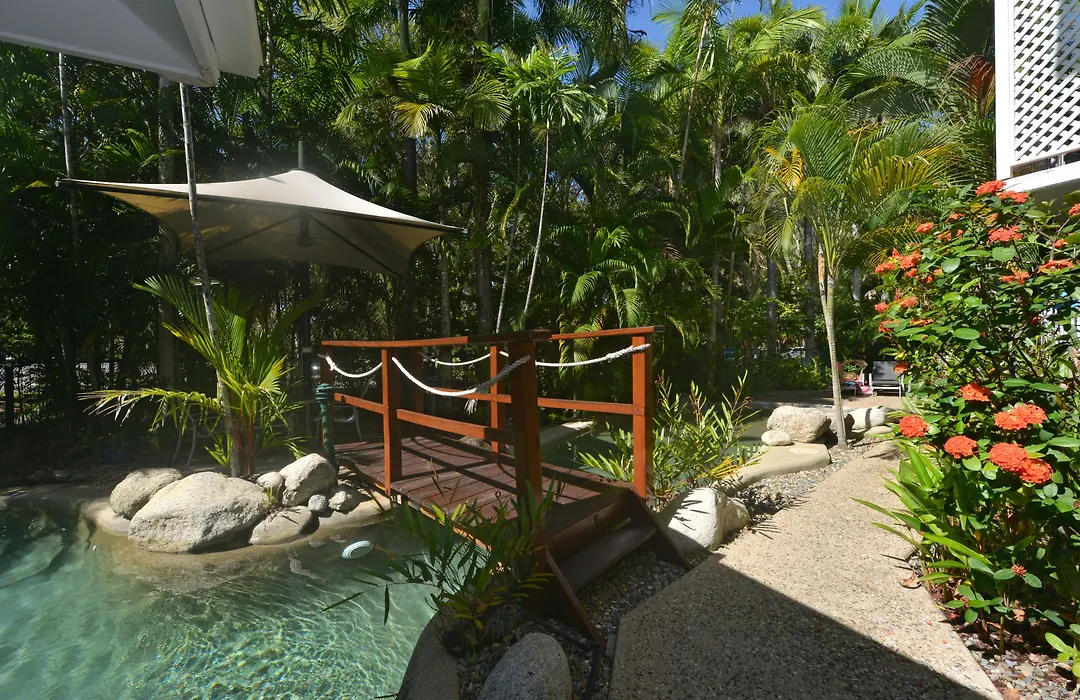 Seascape Holidays - Coral Apartments-1