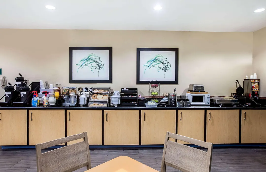 La Quinta By Wyndham Pasadena-1