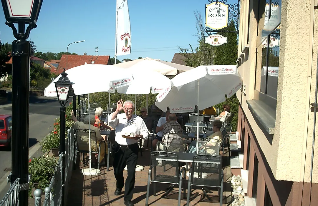 Gasthof Hotel Zum Ross-1