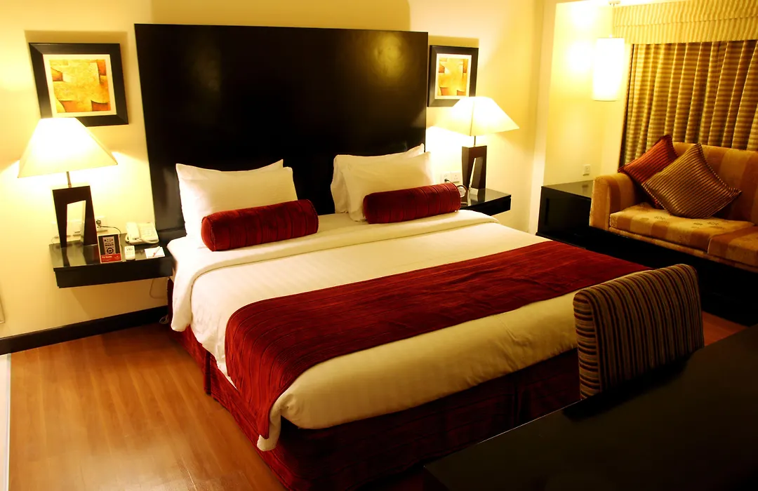 Ramada Plaza By Wyndham Karachi Airport Hotel-1
