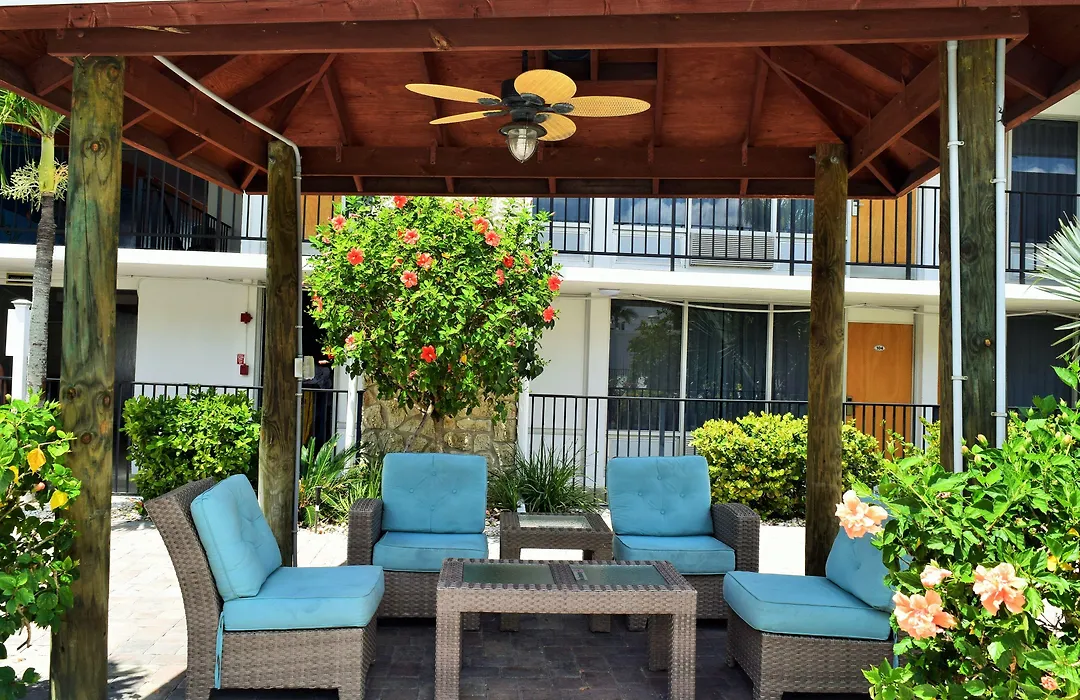 Dolphin Key Resort - Cape Coral-1